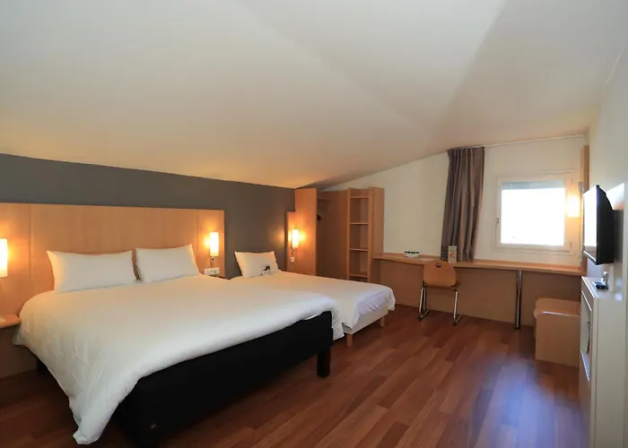 Ibis Aurillac